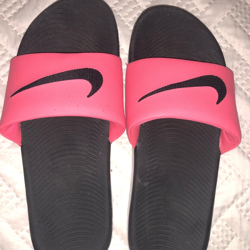 Nike slides good condition